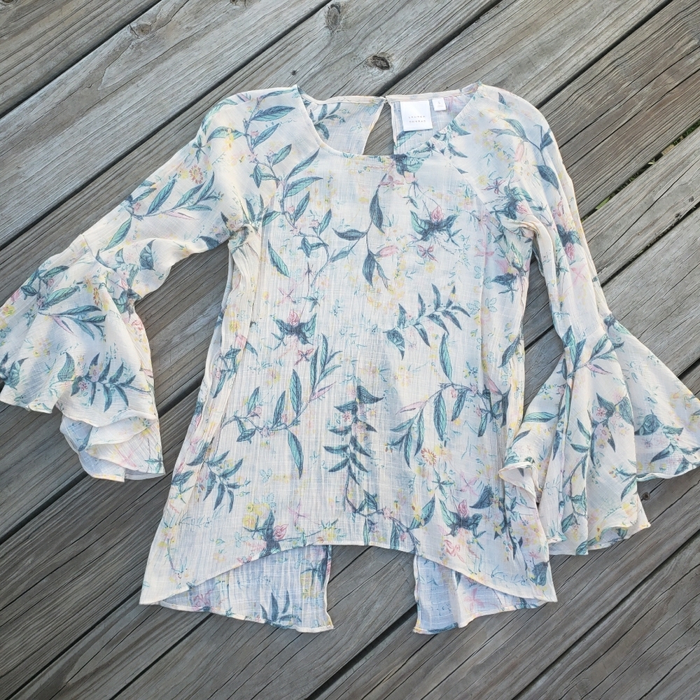Lauren Conrad Flutter Sleeve Top